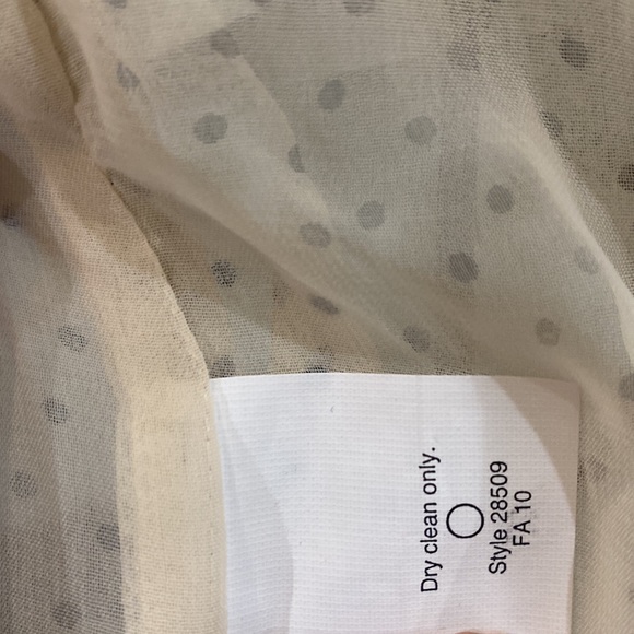 J.Crew polka dot 100% silk wrap top size 2 - Picture 5 of 5